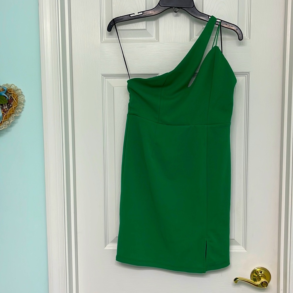 Olia’s, size S, Kelly green formal dress